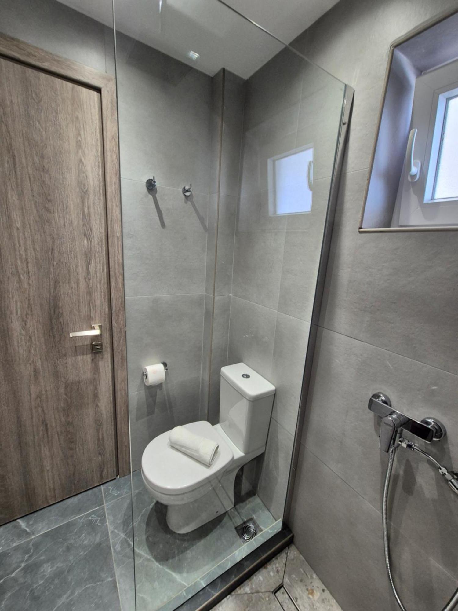 Morfeas Hotel Kavos Bilik gambar