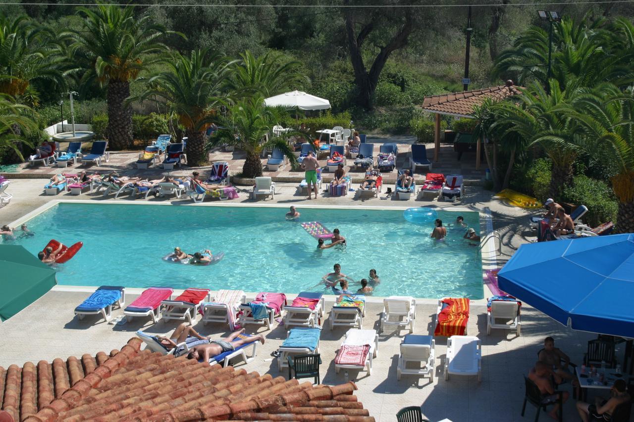 Morfeas Hotel Kavos Luaran gambar