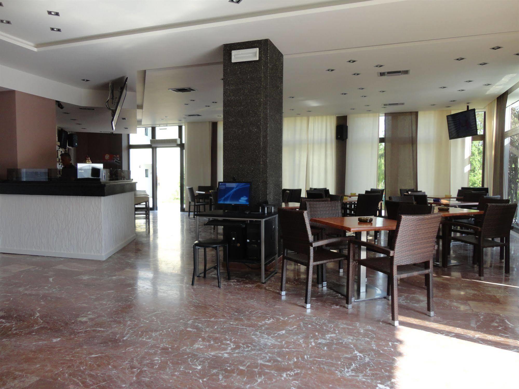 Morfeas Hotel Kavos Luaran gambar
