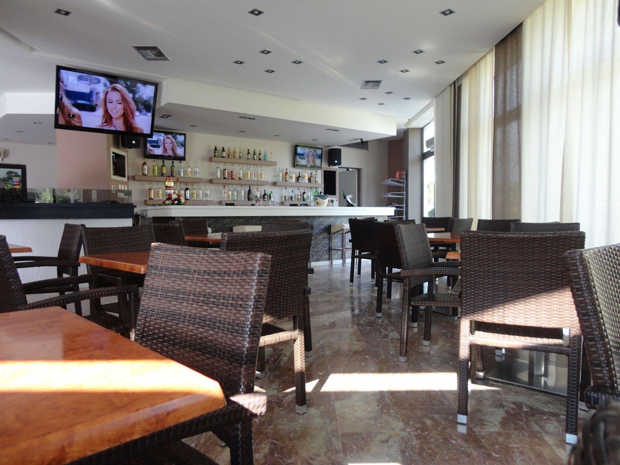 Morfeas Hotel Kavos Luaran gambar