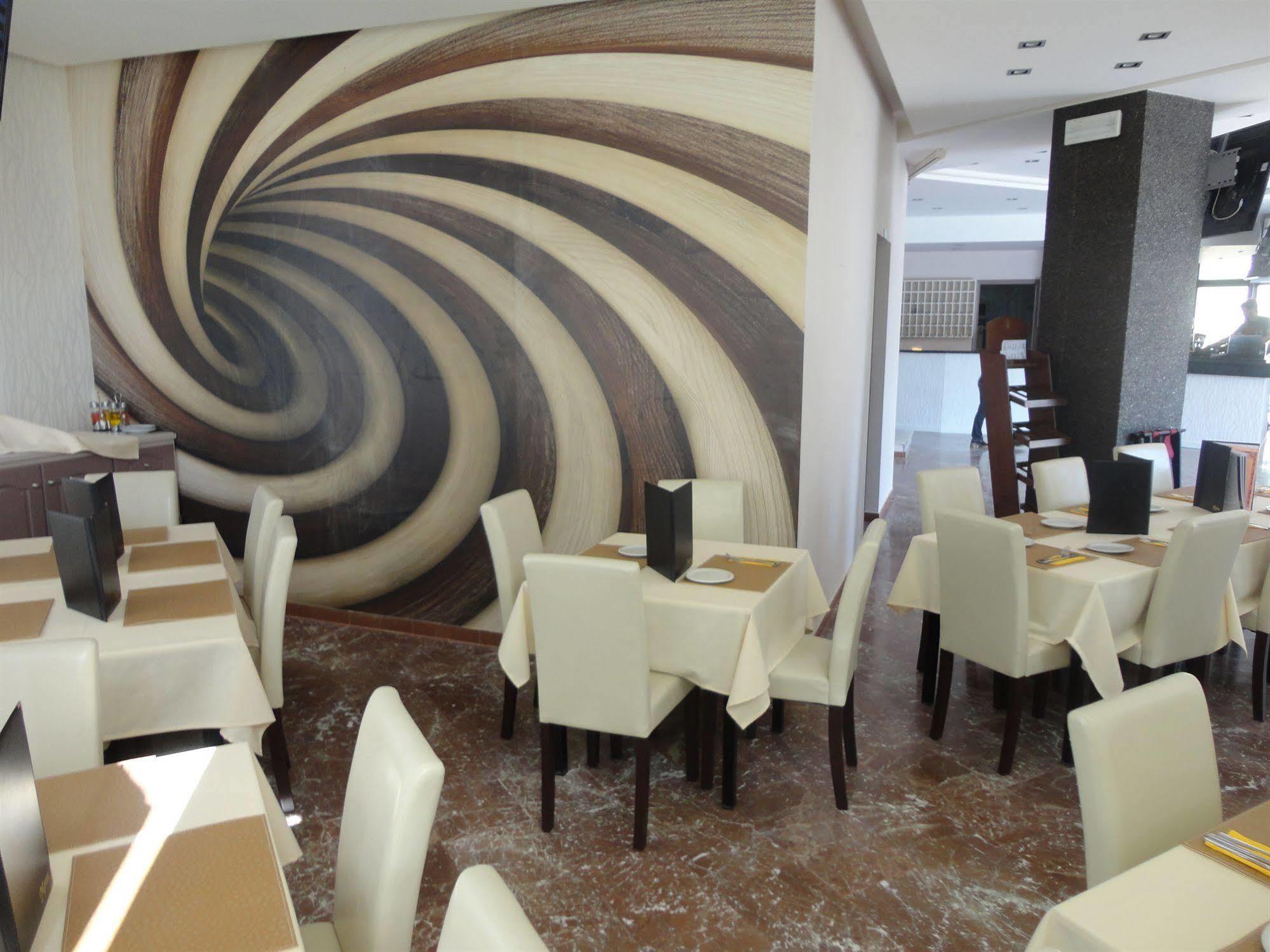 Morfeas Hotel Kavos Luaran gambar