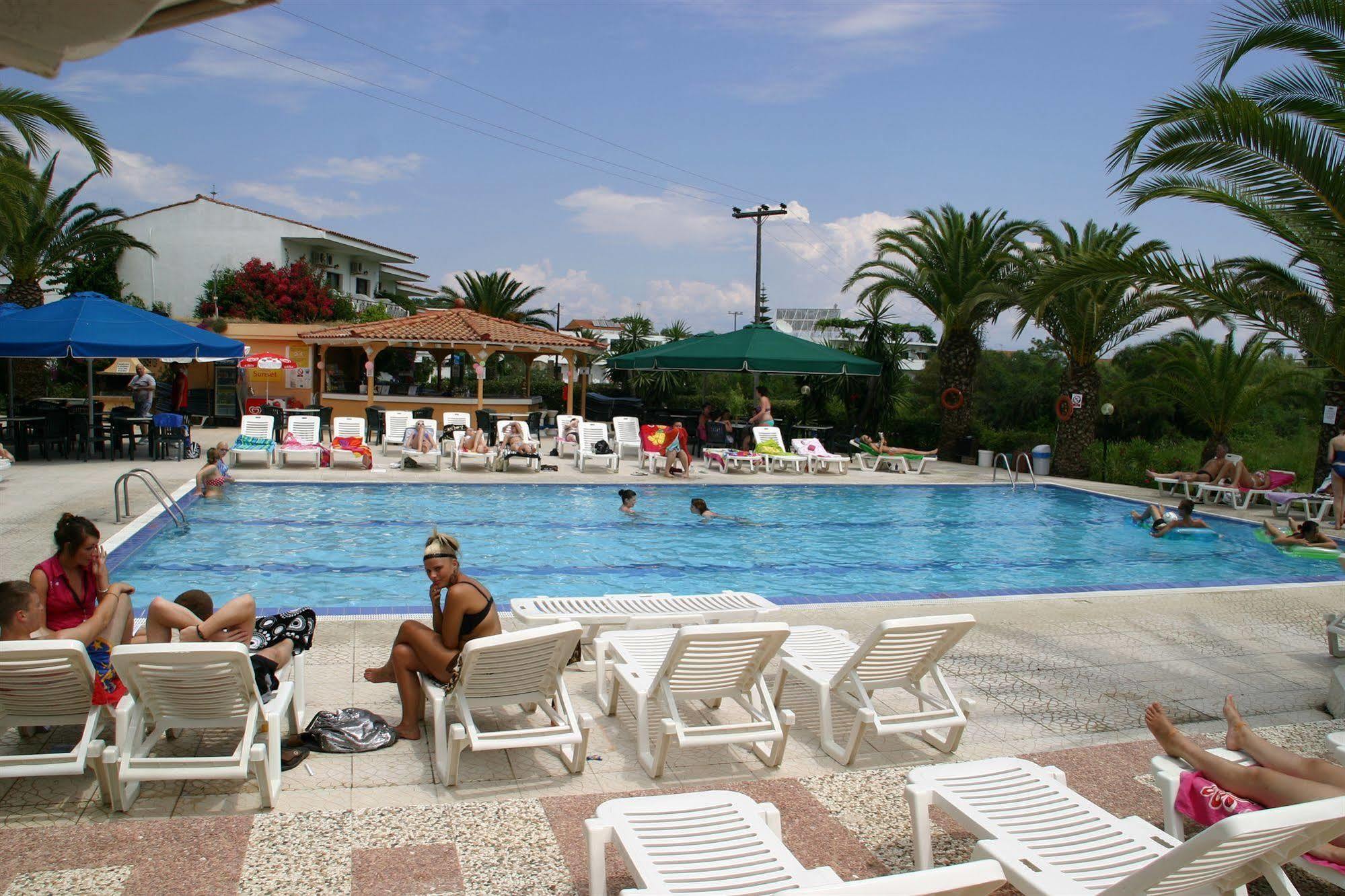 Morfeas Hotel Kavos Luaran gambar