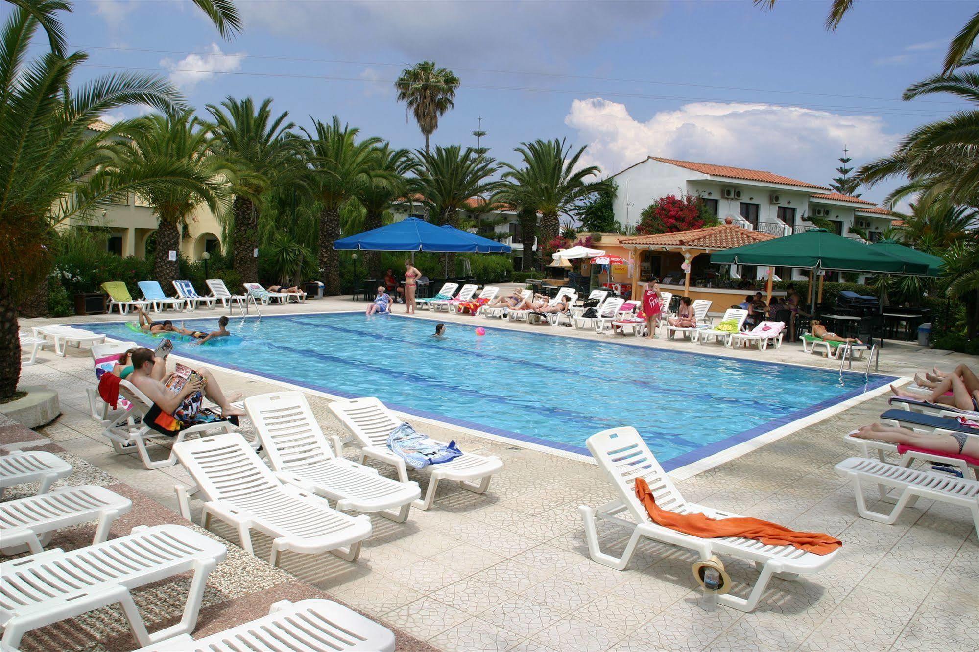 Morfeas Hotel Kavos Luaran gambar